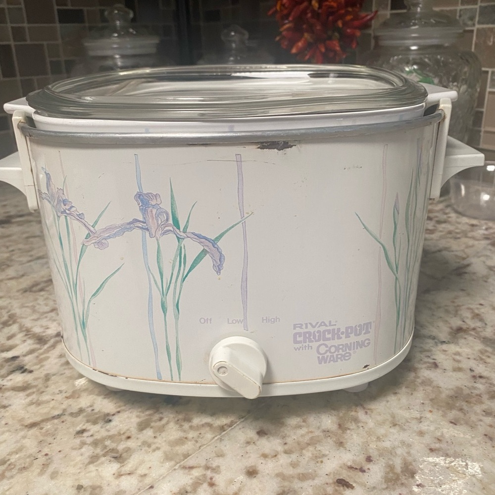 Corningware Crock-Pot with Floral Design - White and Purple